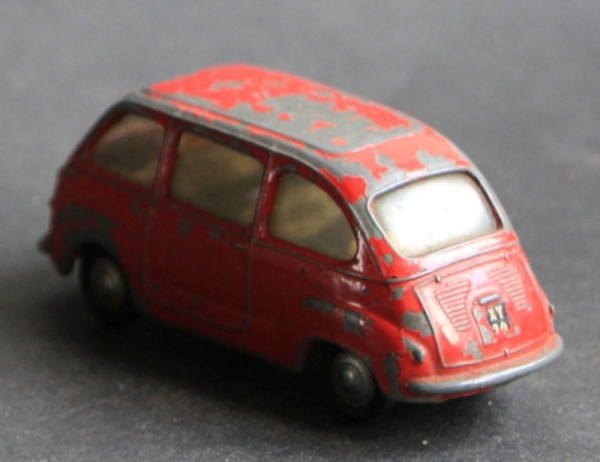 Spot-On Fiat Multipla 1960 DieCast Model (2758)